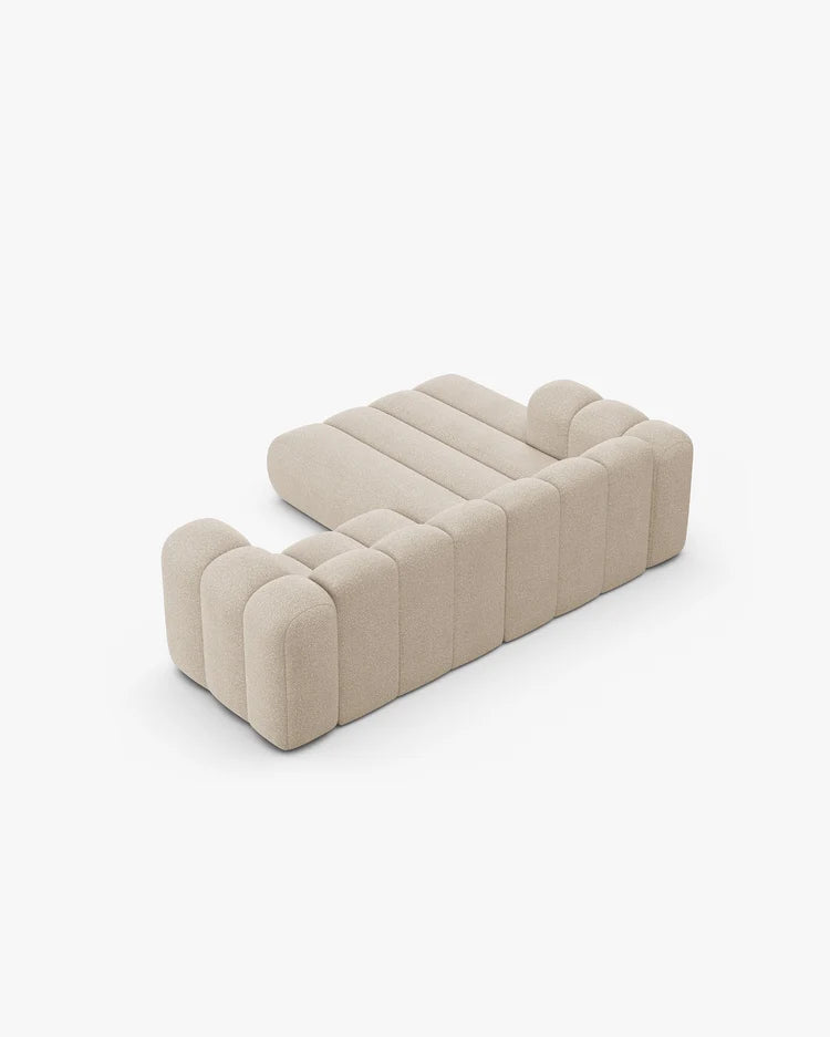 PolsterOase Modulsofa – Grandé Ecksofa 3-Sitzer in Bouclé, 230 cm Breite, Beige, Links – Detailansicht