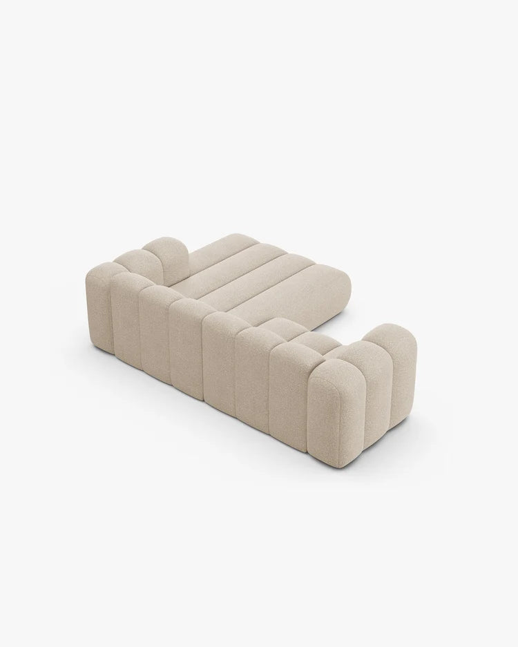 PolsterOase Modulsofa – Grandé Ecksofa 3-Sitzer in Bouclé, 230 cm Breite, Beige, Rechts – Detailansicht