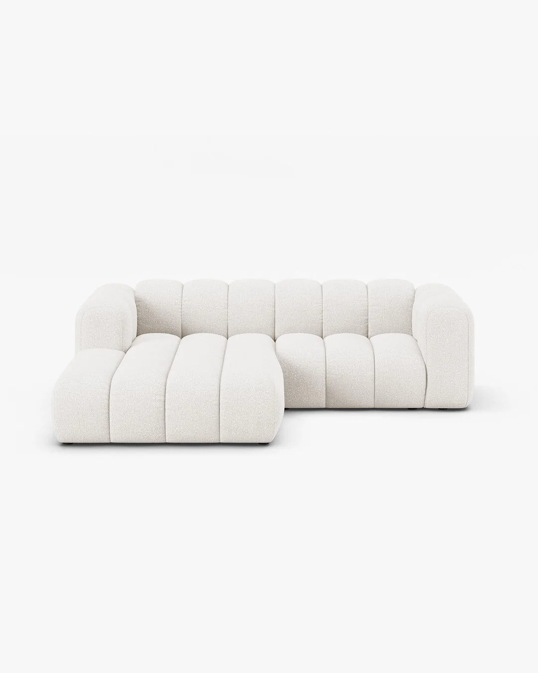 PolsterOase Modulsofa – Grandé Ecksofa 3-Sitzer in Bouclé, 230 cm Breite, Weiß, Links – Frontalansicht