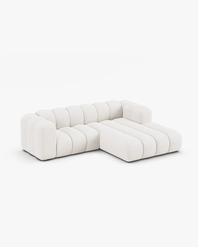 PolsterOase Modulsofa – Grandé Ecksofa 3-Sitzer in Bouclé, 230 cm Breite, Weiß, Rechts – Seitenansicht