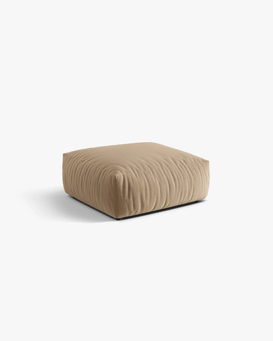 PolsterOase Sofa – BONO Pouf in Samt, 100 x 85 cm, Mandel beige – Frontalansicht