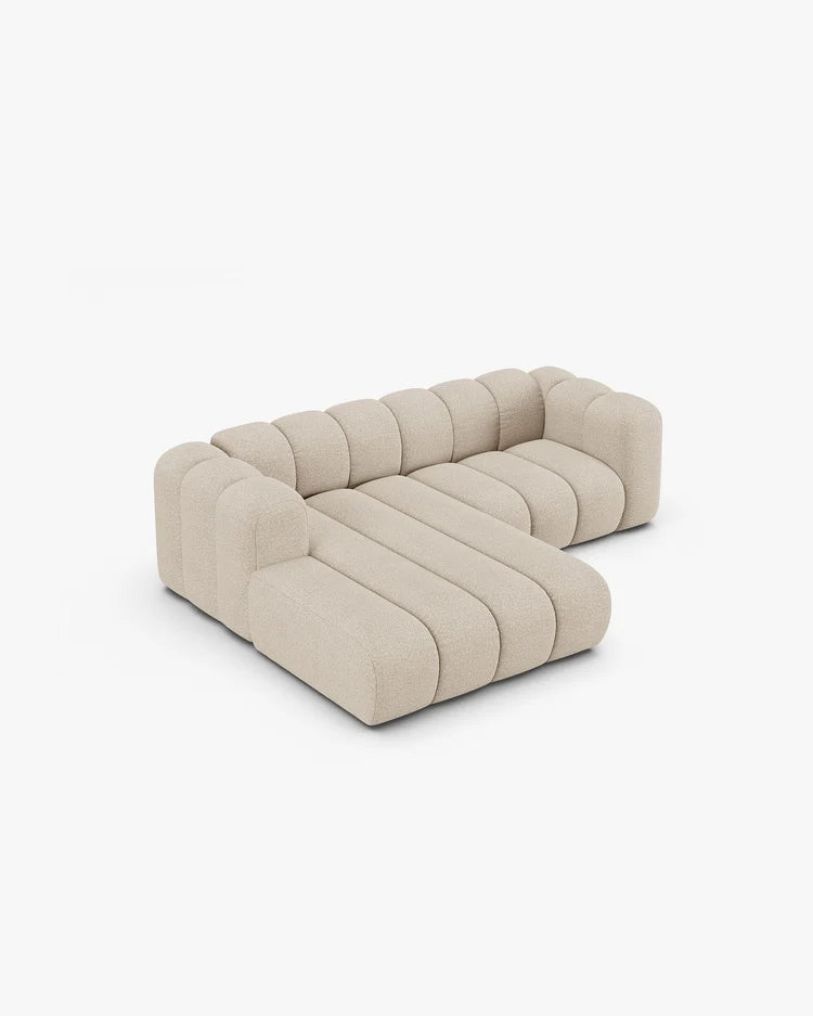 PolsterOase Sofa – Grandé Ecksofa 3-Sitzer in Bouclé, 230 cm Breite, Beige, Links – Perspektivische Ansicht