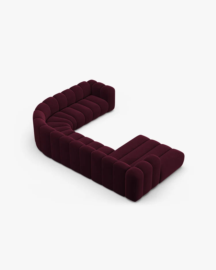 PolsterOase Sofa – Grandé Wohnlandschaft 6-Sitzer in Samt, 370 cm Breite, Burgund, Rechts – Detailansicht