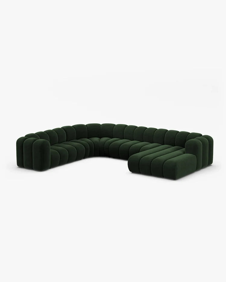 PolsterOase Sofa – Grandé Wohnlandschaft 6-Sitzer in Samt, 370 cm Breite, Flaschengrün, Links – Seitenansicht
