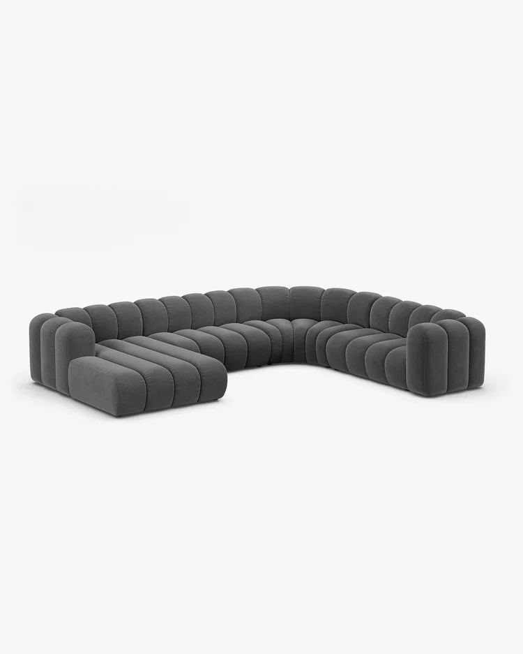 PolsterOase Sofa – Grandé Wohnlandschaft 6-Sitzer in Samt, 370 cm Breite, Grau, Rechts – Seitenansicht