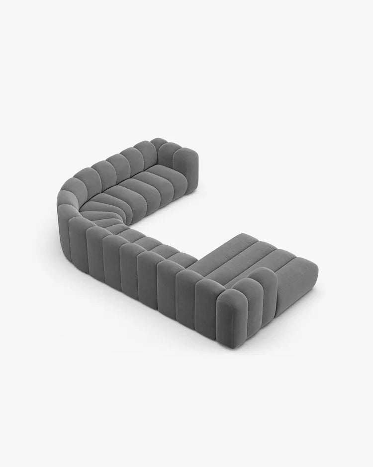PolsterOase Sofa – Grandé Wohnlandschaft 6-Sitzer in Samt, 370 cm Breite, Hellgrau, Rechts – Detailansicht