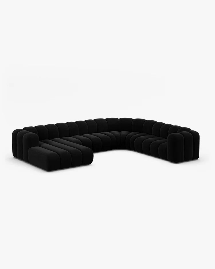 PolsterOase Sofa – Grandé Wohnlandschaft 6-Sitzer in Samt, 370 cm Breite, Schwarz, Rechts – Seitenansicht