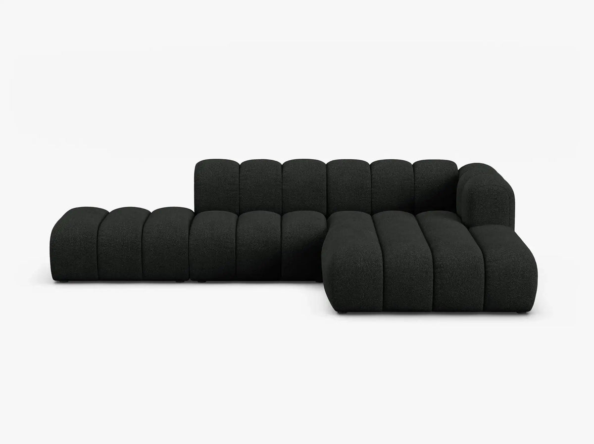 PolsterOase Sofa – Grandé offenes Ecksofa 5-Sitzer in Bouclé, 299 cm Breite, Schwarz, Rechts – Frontalansicht