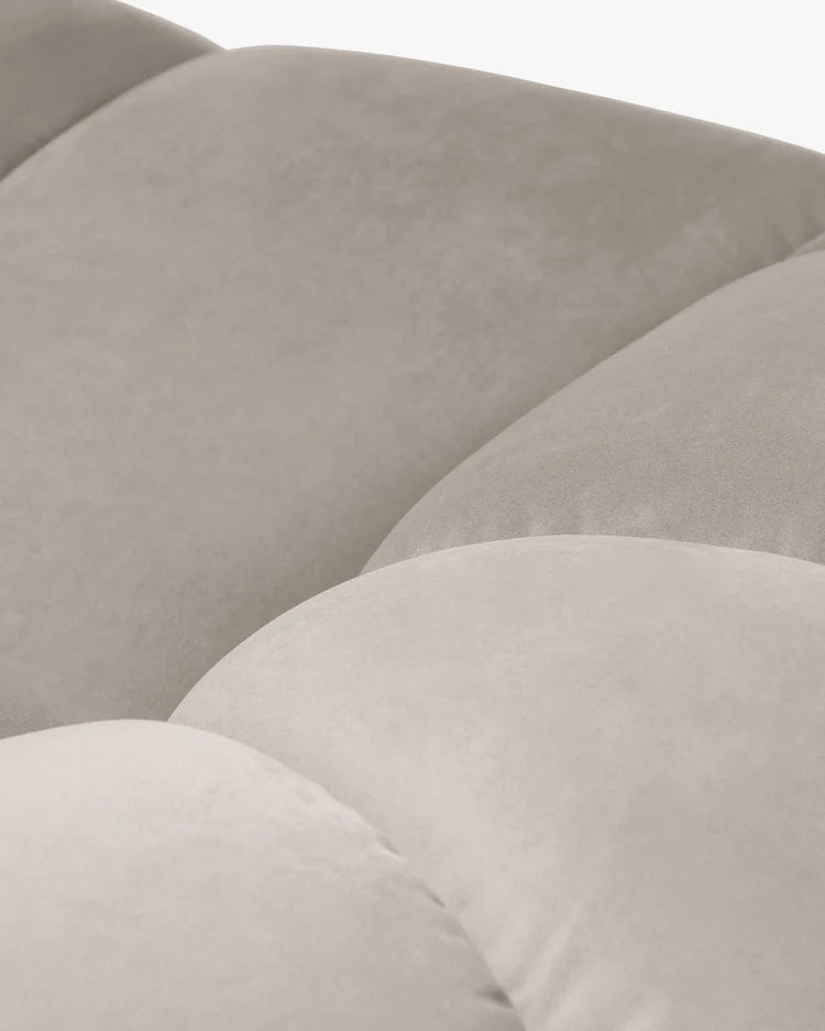 PolsterOase Sofa – Monto Sofa 2-Sitzer in Samt, 200 cm Breite, Beige – Detailansicht