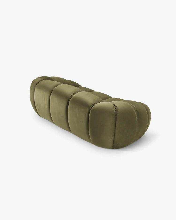 PolsterOase Sofa – Monto Sofa 2-Sitzer in Samt, 200 cm Breite, Grün – Perspektivische Ansicht