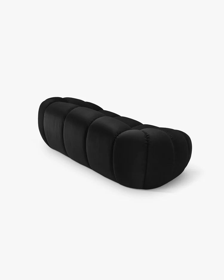 PolsterOase Sofa – Monto Sofa 2-Sitzer in Samt, 200 cm Breite, Schwarz – Perspektivische Ansicht