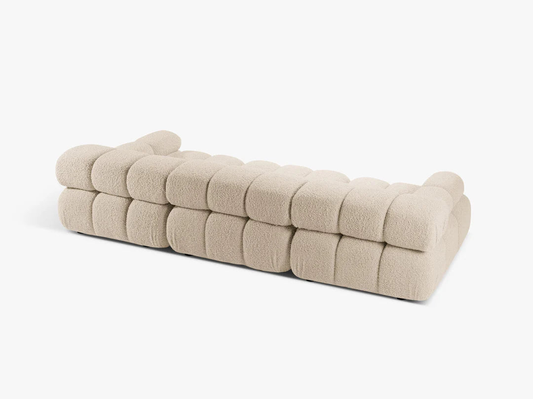 PolsterOase Sofa – Selene Sofa 3-Sitzer in Bouclé, 285 cm Breite, Beige – Perspektivische Ansicht