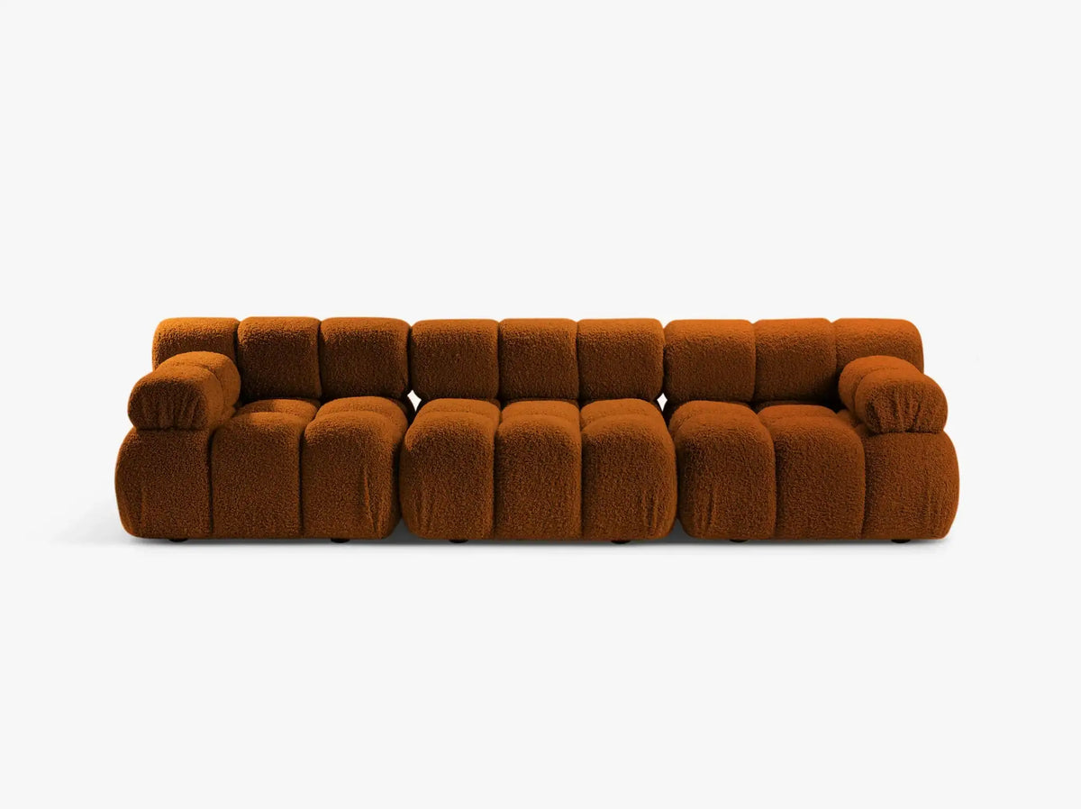 PolsterOase Sofa – Selene Sofa 3-Sitzer in Bouclé, 285 cm Breite, Kupfer – Frontalansicht