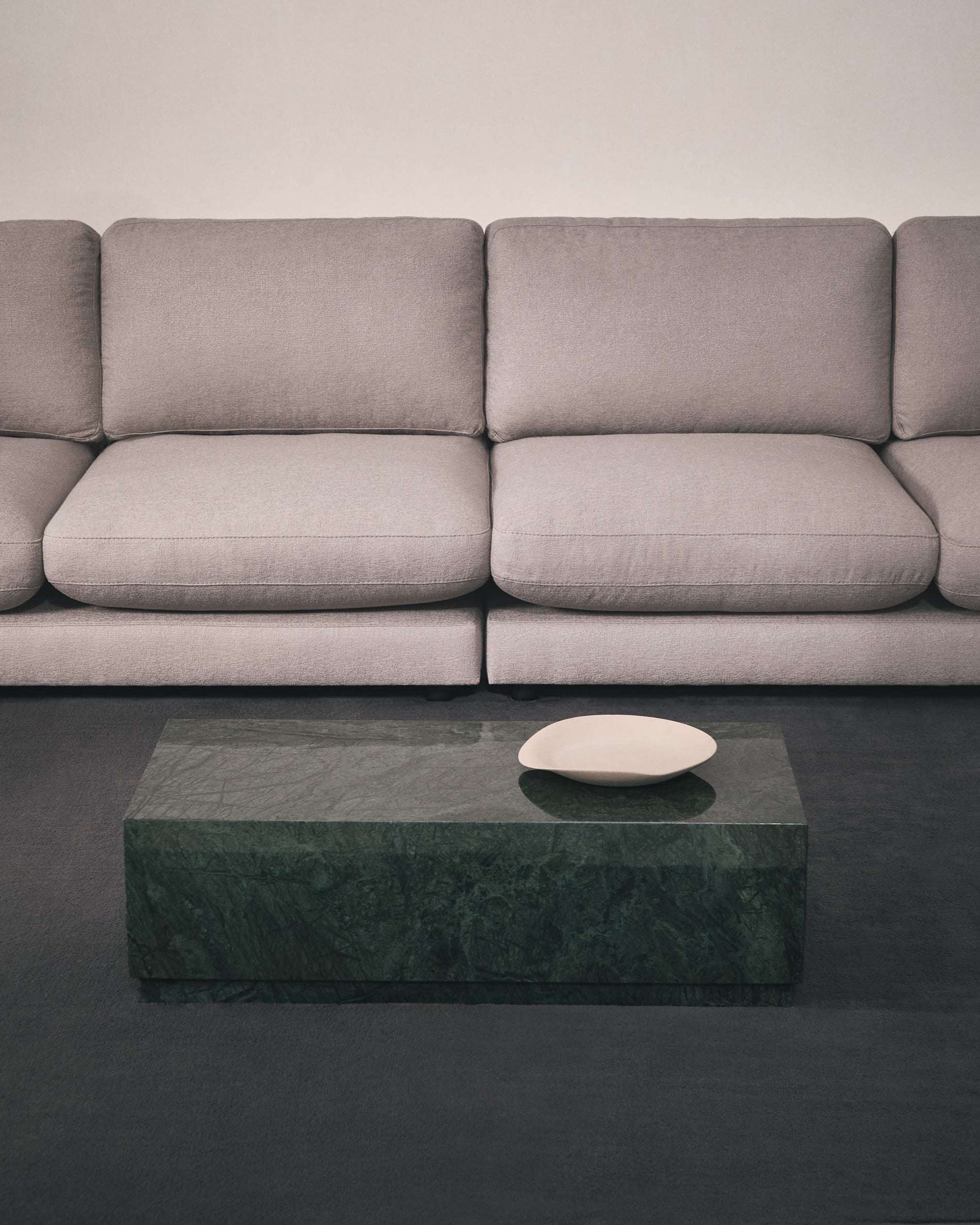 Sorein Couchtisch 100x50 cm – Echter Marmortisch in Grün mit exklusiver Maserung