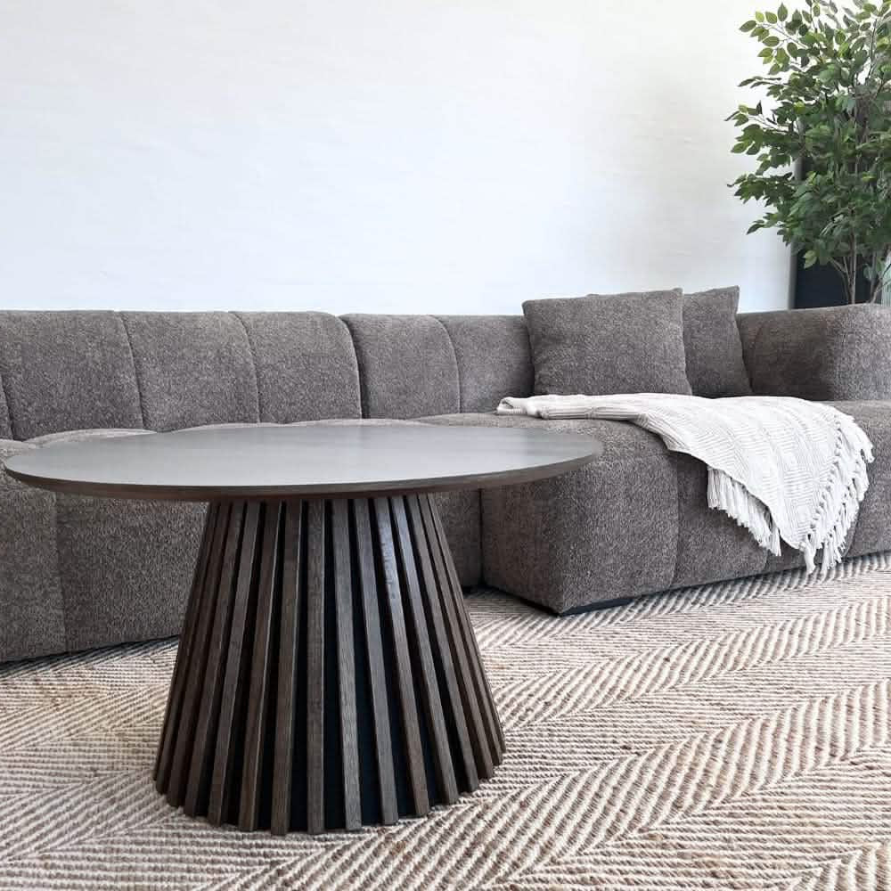 Bora Ecksofa (rechts) in Bouclé Beige, 304 cm Breite | PolsterOase