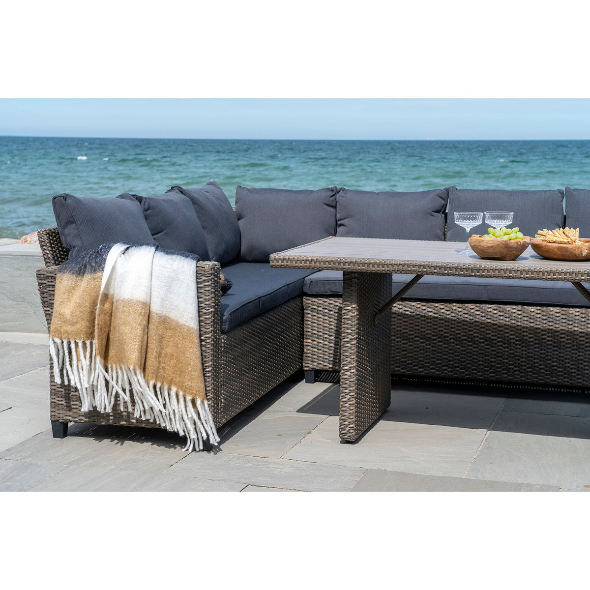 House Nordic Sintra Plaid, Schwarz, Weiß, Braun, Produktansicht 2