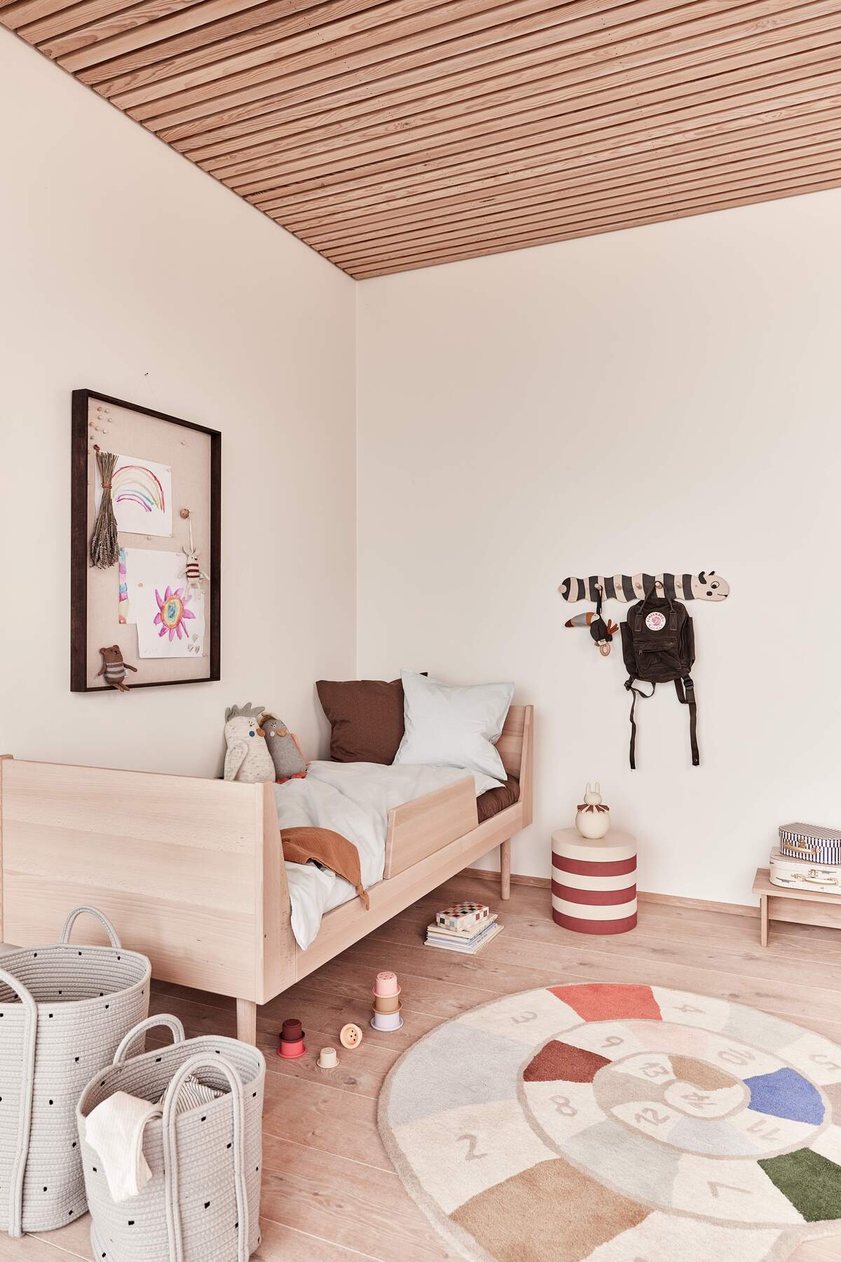 PolsterOase Garderobe – Larven Garderobe Nr. 4