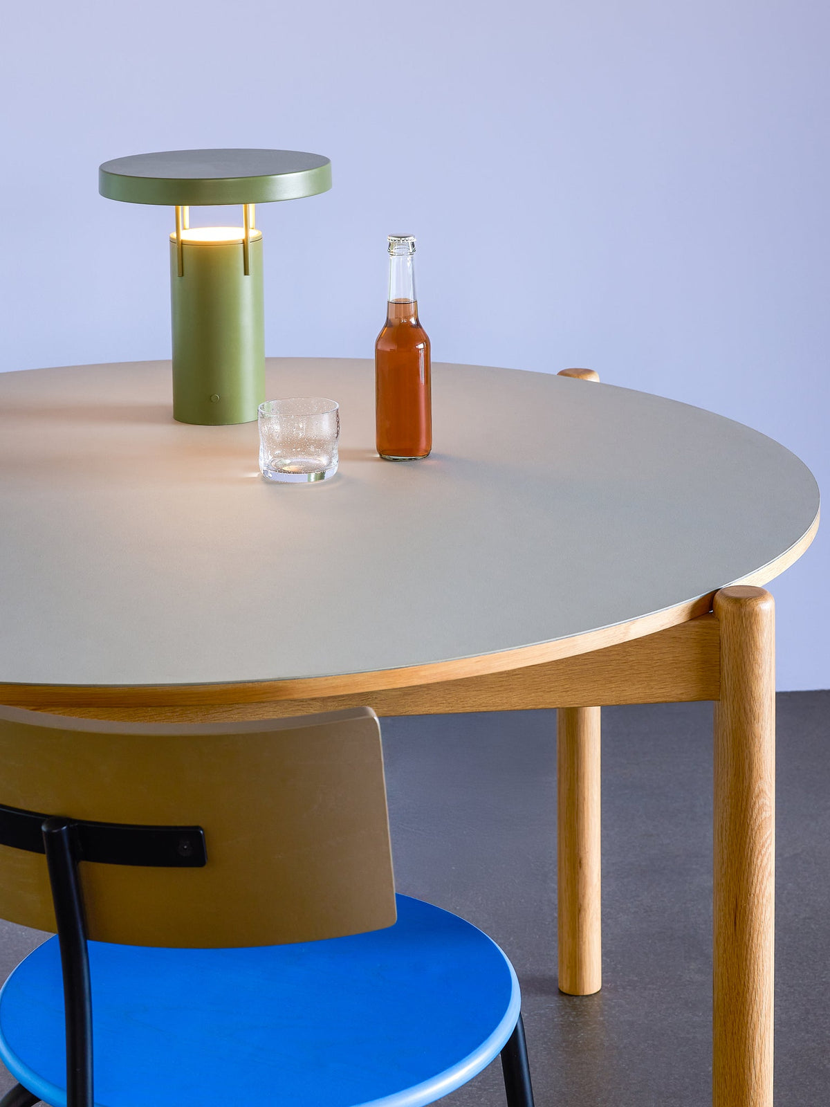 PolsterOase Möbel – BringMe Akku, Tischlampe, mini, Grün – Ansicht 3
