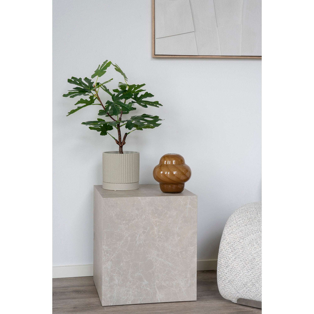 PolsterOase Möbel – Prague Beistelltisch in Marmoroptik, Beige, 40 × 40 cm – Ansicht 4